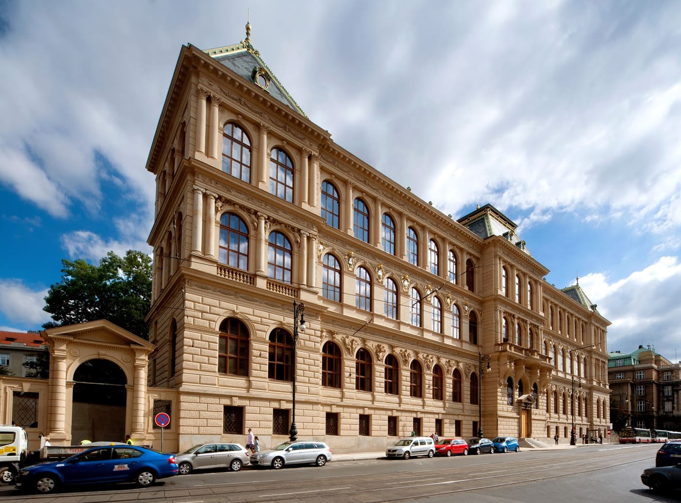 Garden of the Museum of Decorative Arts in Prague