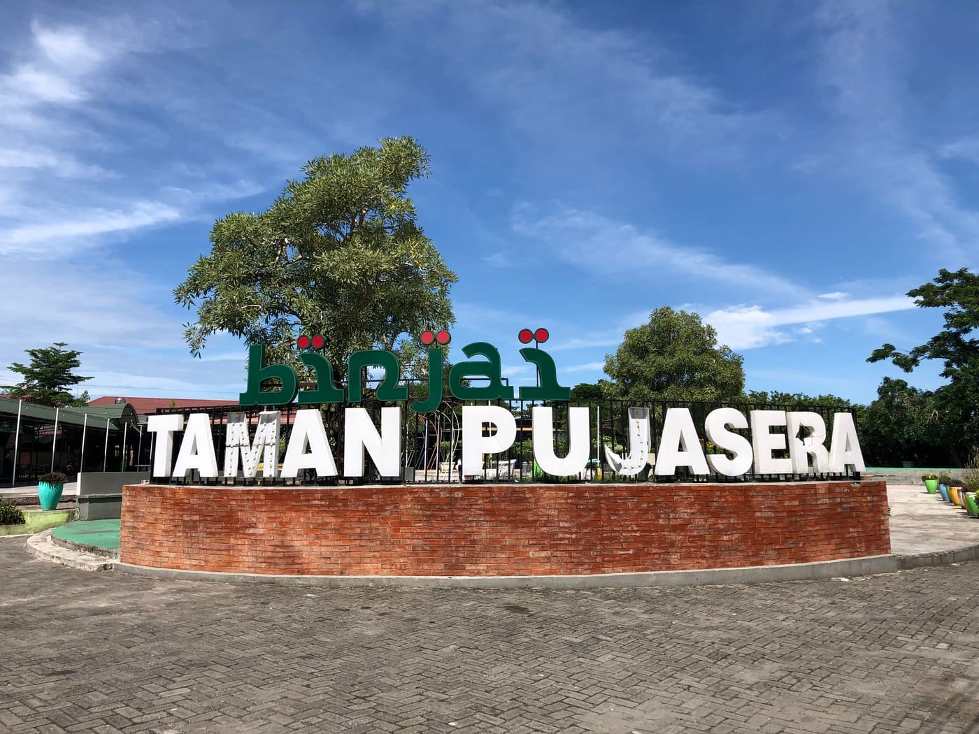 Pujasera park