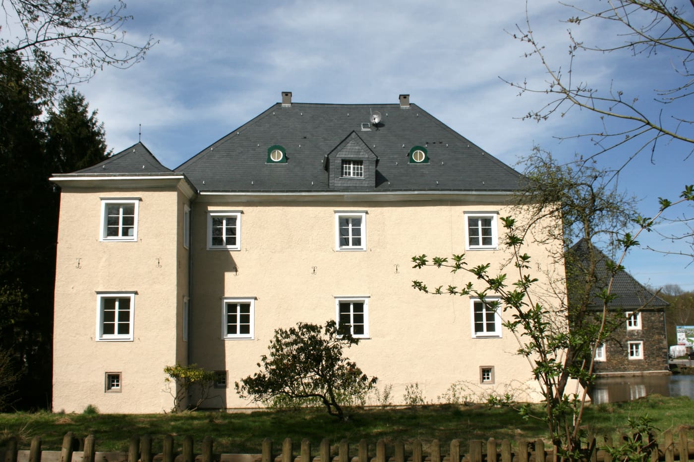 Rocholz manor