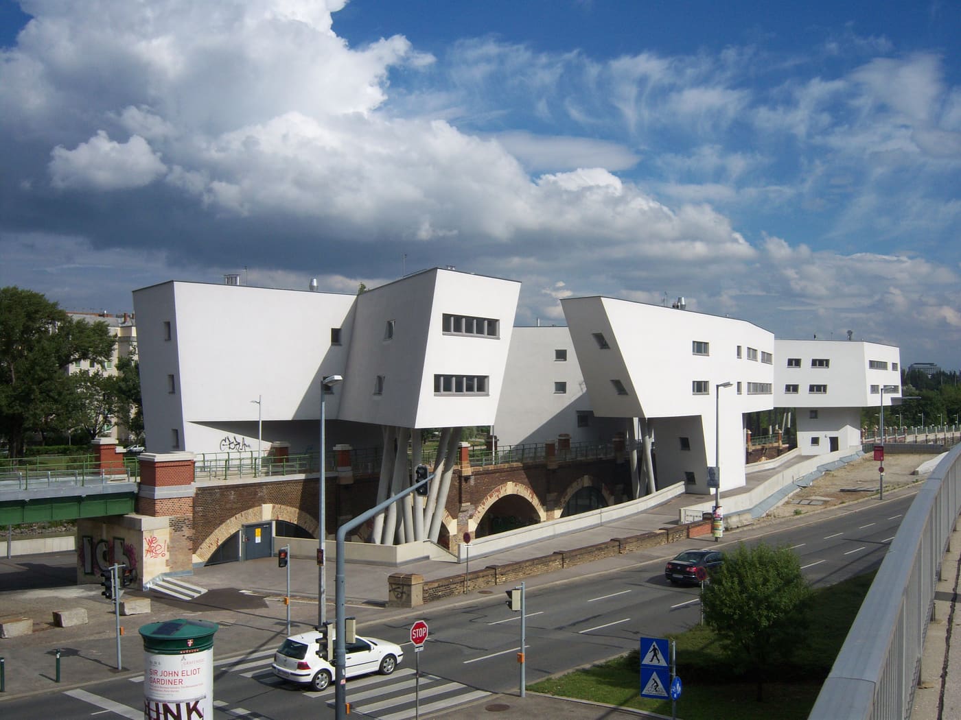 Spittelau Viaducts Housing Project