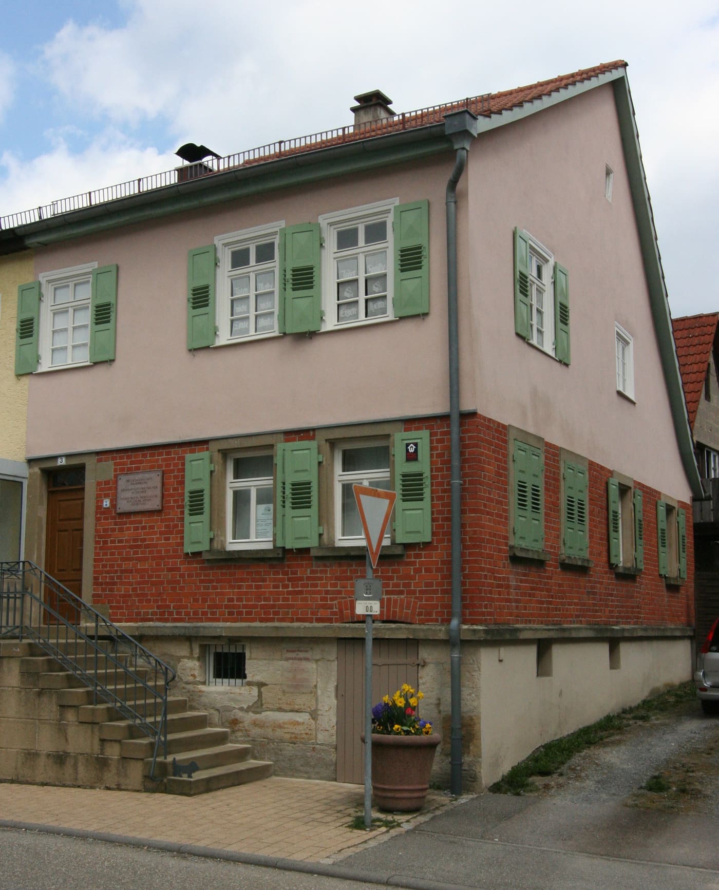 Haller Straße 3