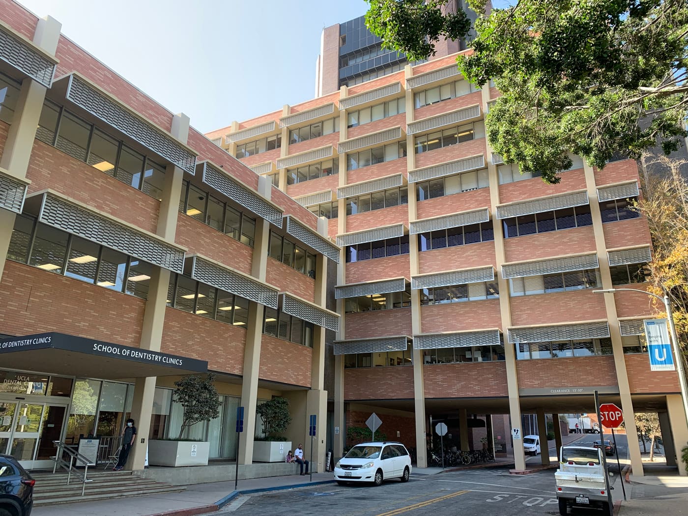 UCLA School of Dentistry