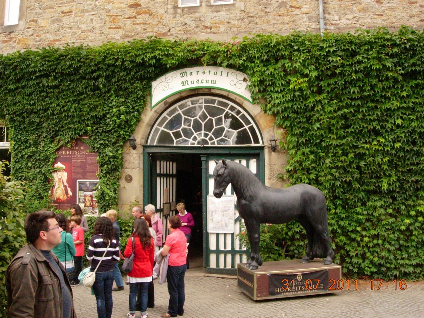 Fürstliche Hofreitschule