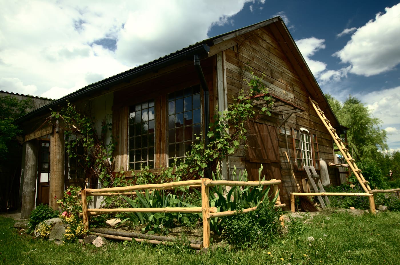 Museum of Old Village "Domek Tkaczki"