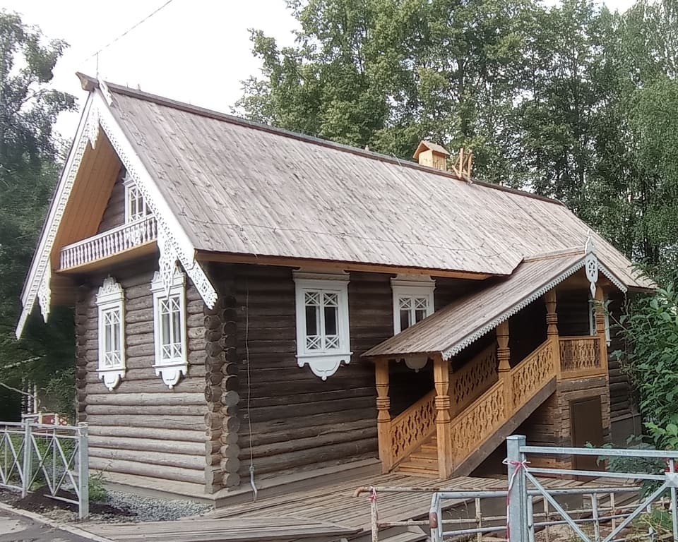 Caretaker's House in Martsialnyje vody