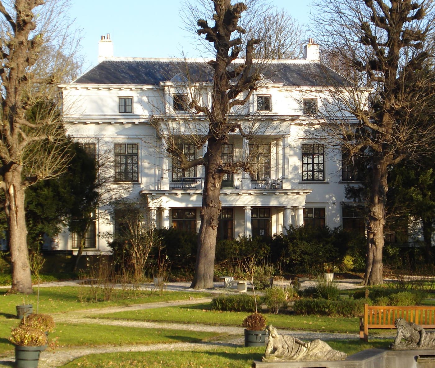 De Tempel estate