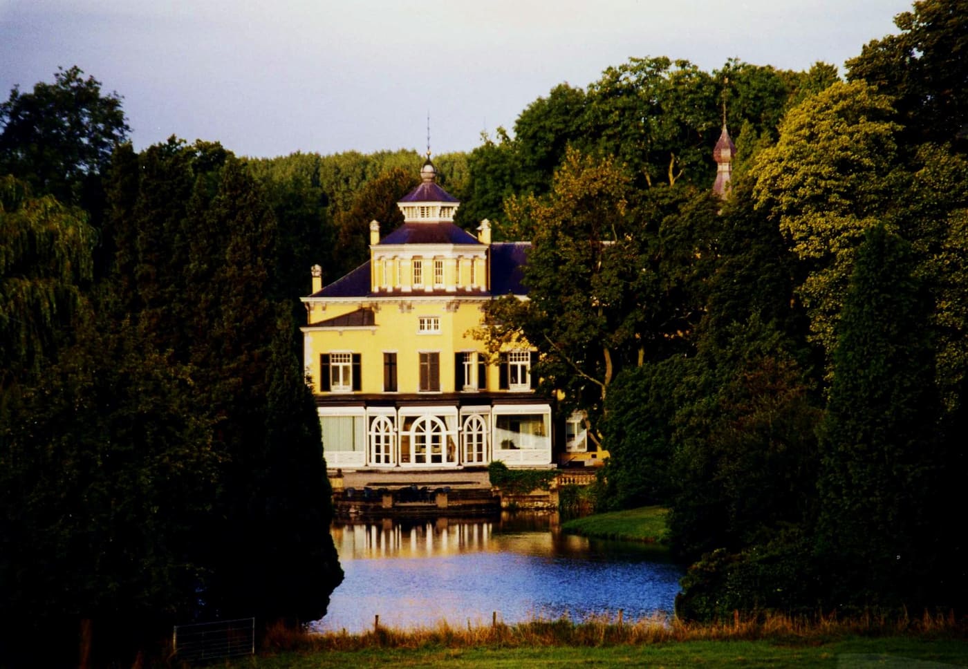 English landscape park Villa Kruisdonk