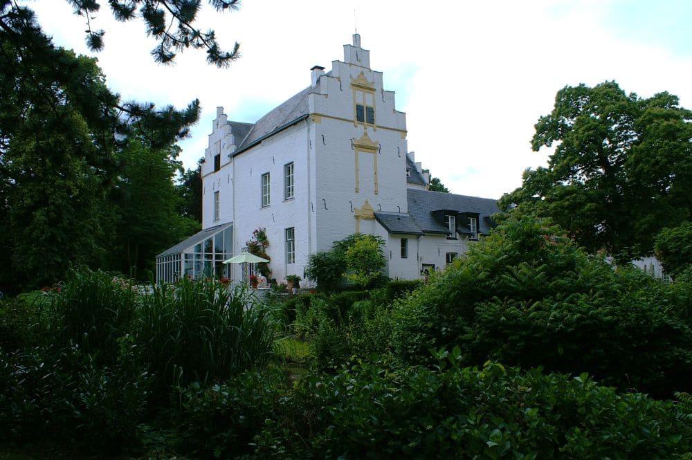Nieuwenbroeck castle: park