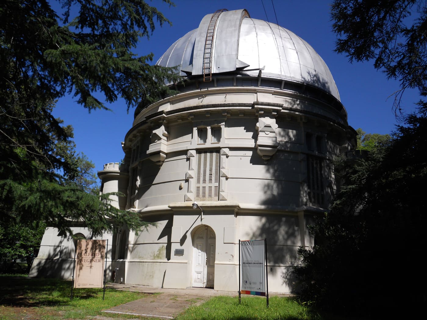 Museo de Astronomía y Geofísica