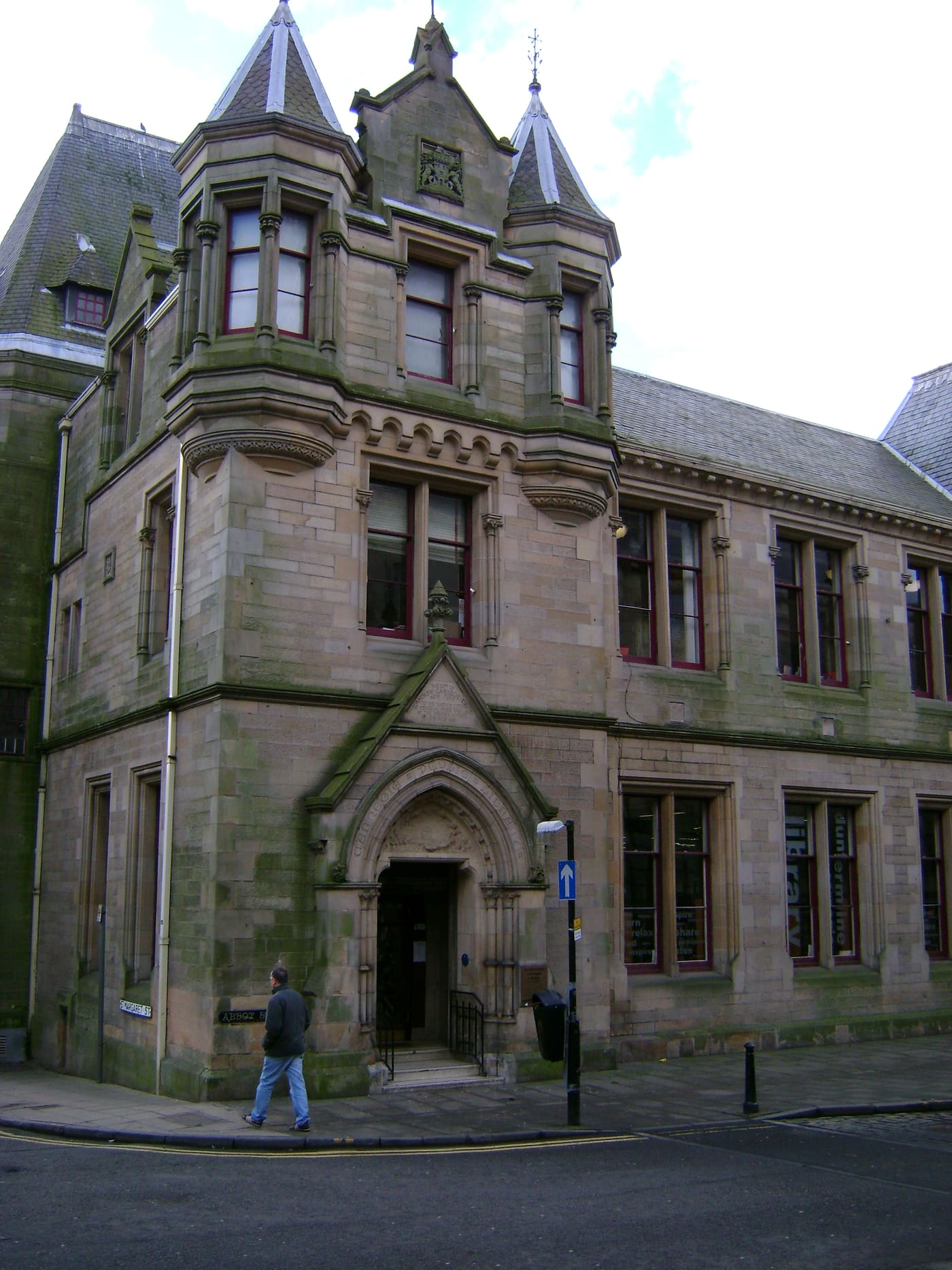 Dunfermline Carnegie Library & Galleries