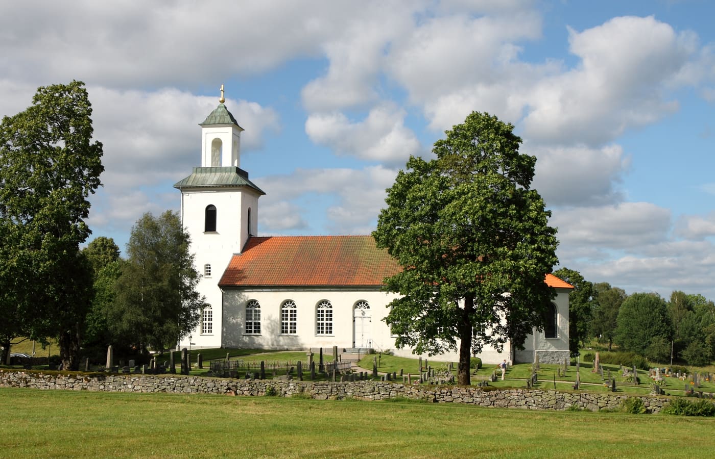 Tvärred Church