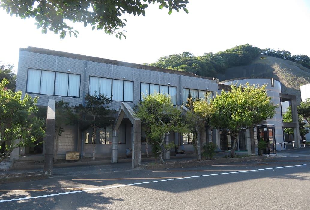 Kamitsushima History and Folklore Reference Room