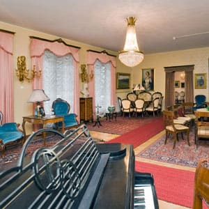 Lönnström Art Museum