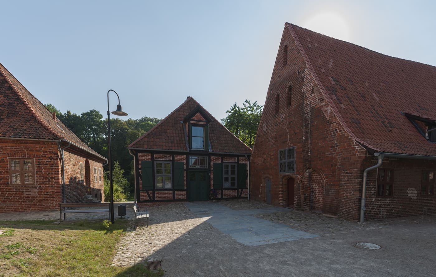 St. Nicolas Court