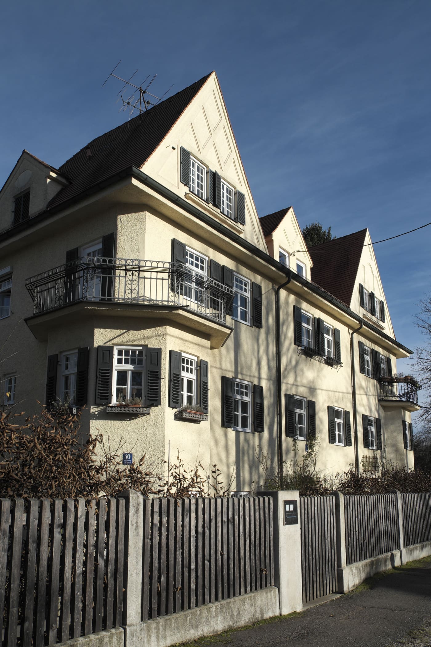 Lützowstraße 6-10