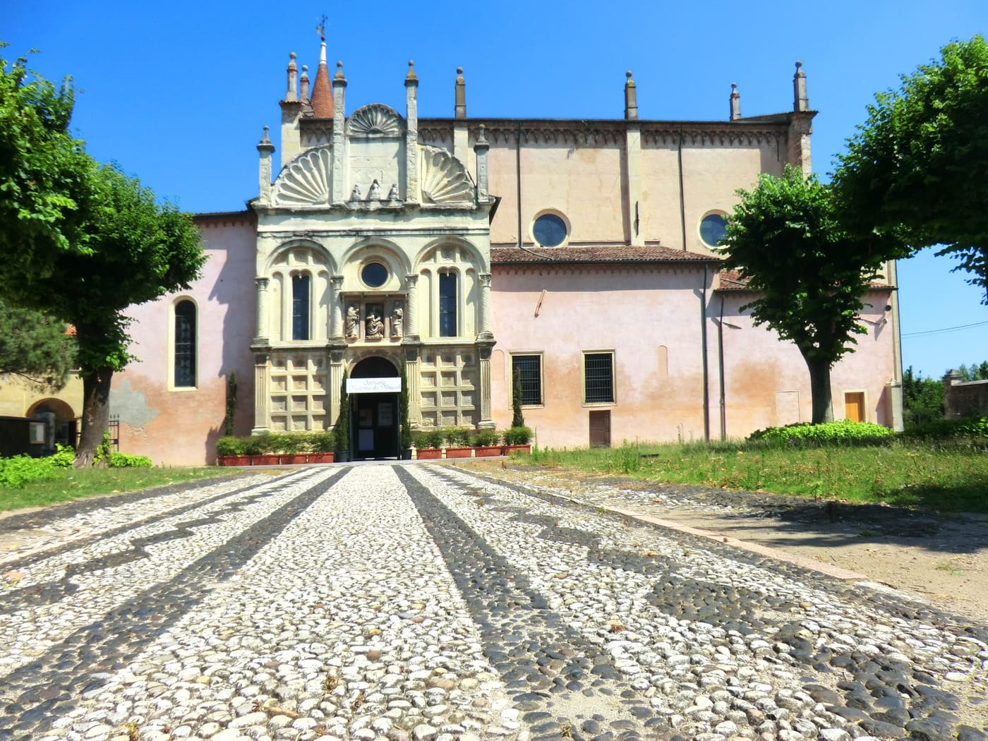Santuario Madonna dei Miracoli, Lonigo