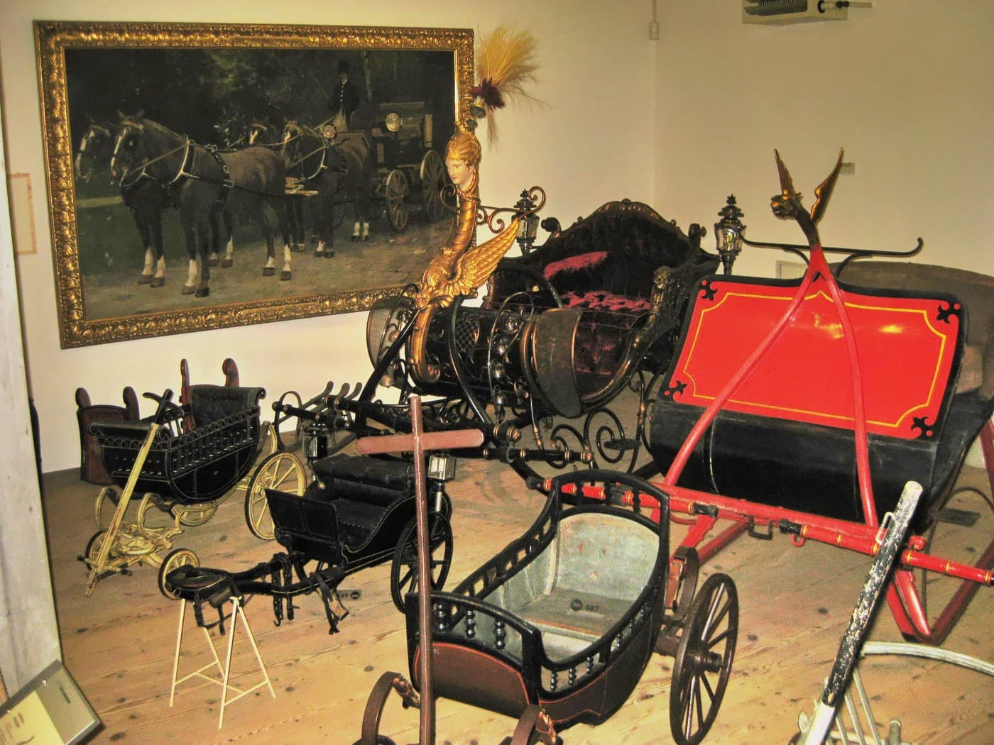 former horse carriage museum