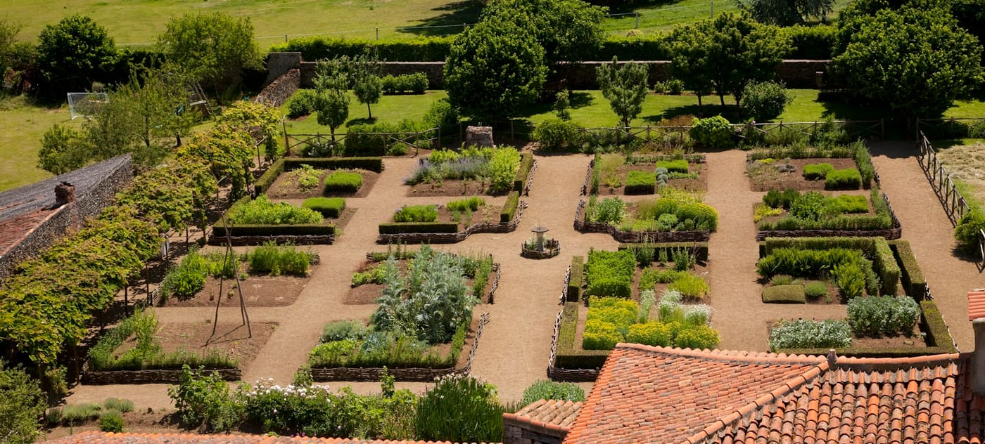 Jardin médiéval de Bazoges en Pareds