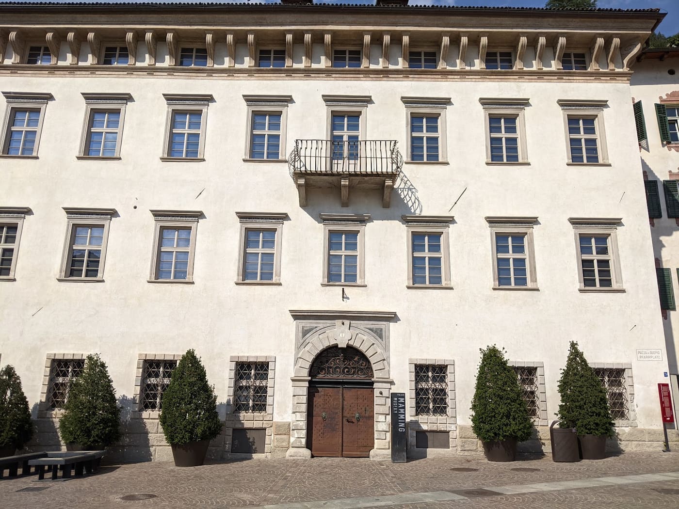 Palais Mamming Museum