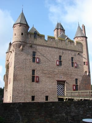 Doornenburg Castle