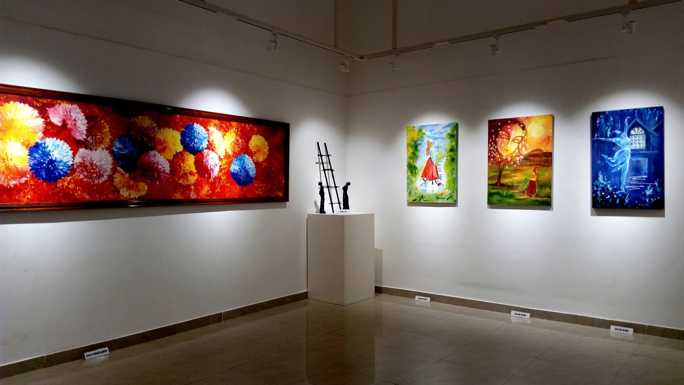 Eight-Point Gallery Cafe