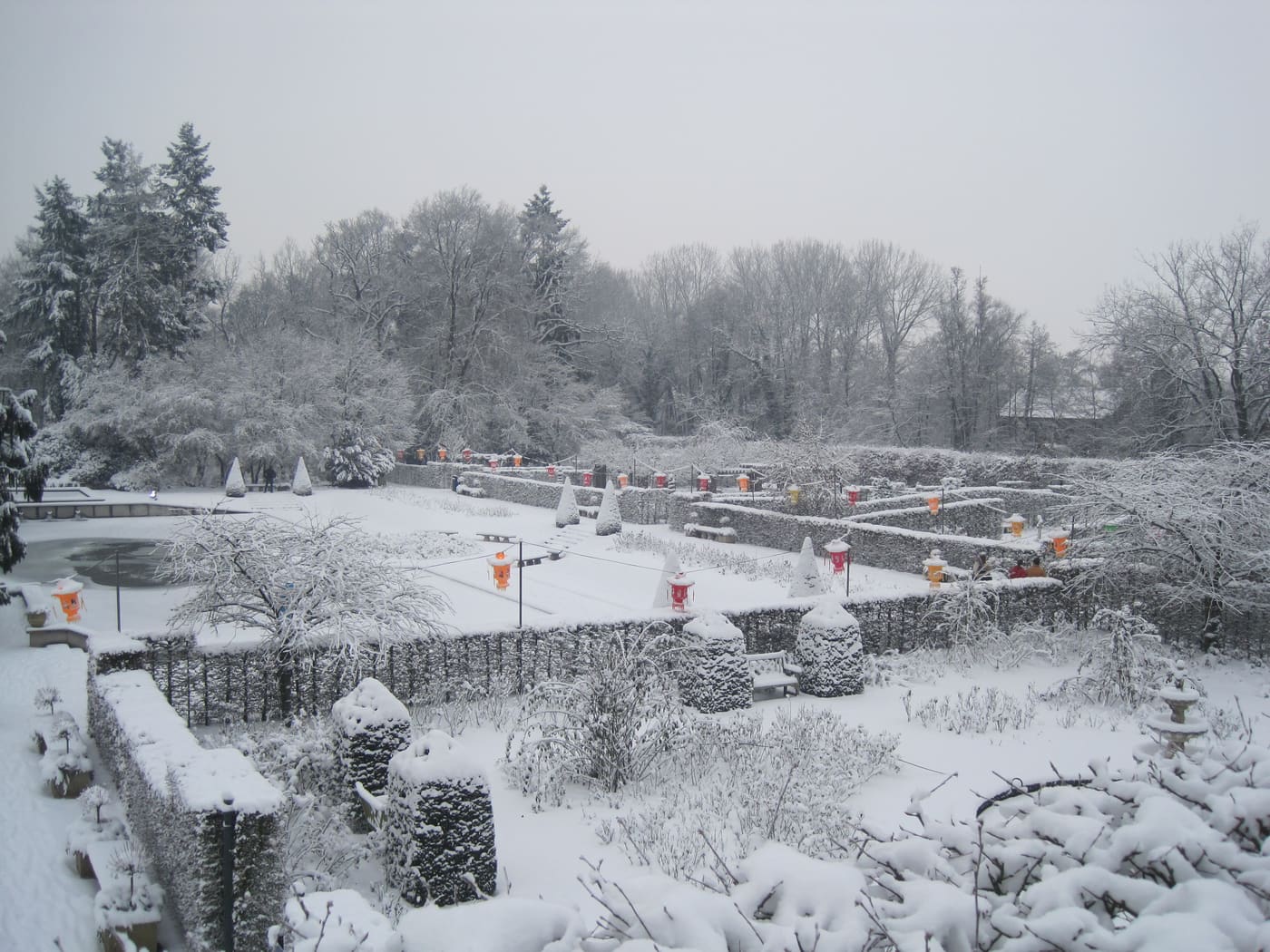 Castle Gardens Arcen