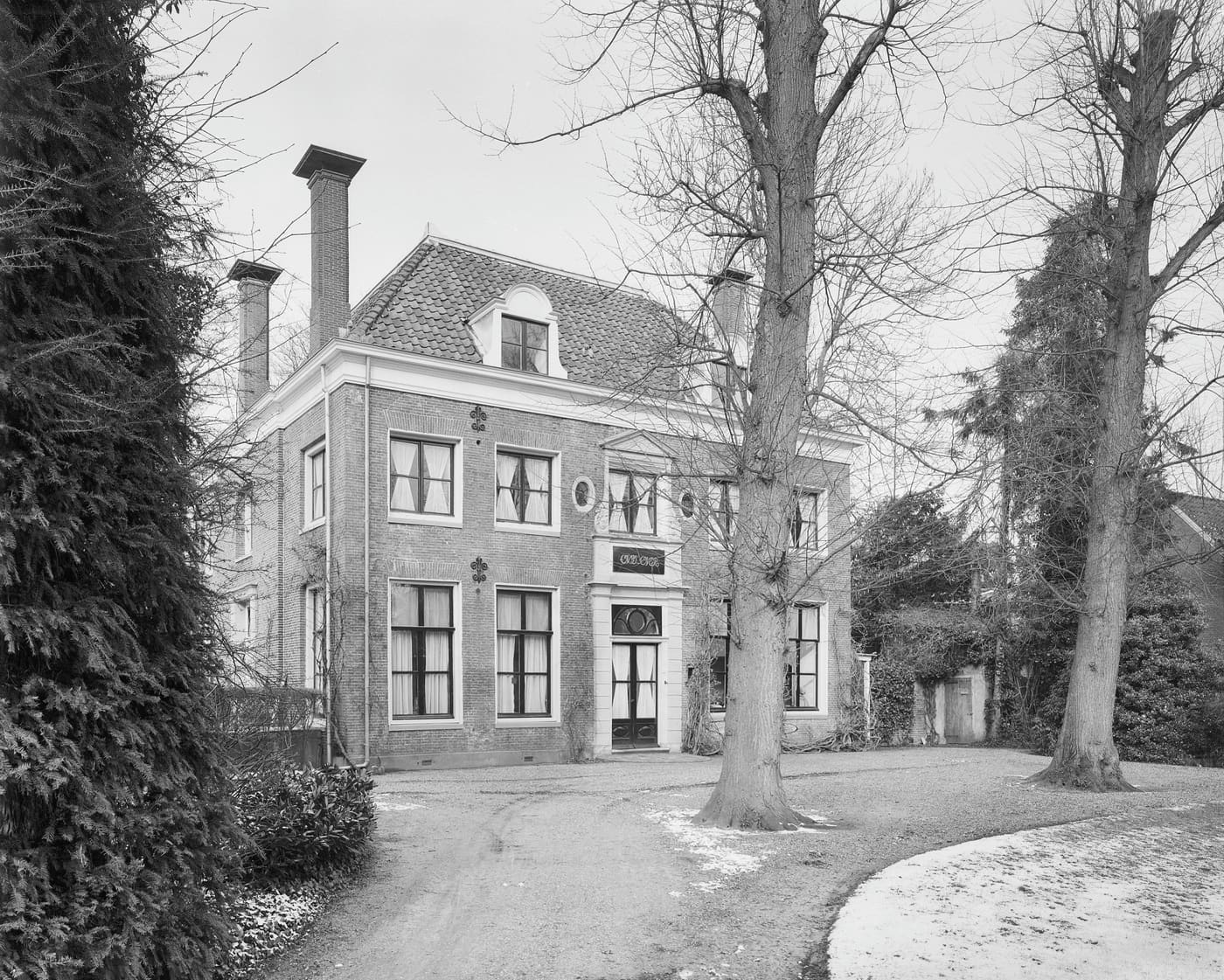 Oud Over