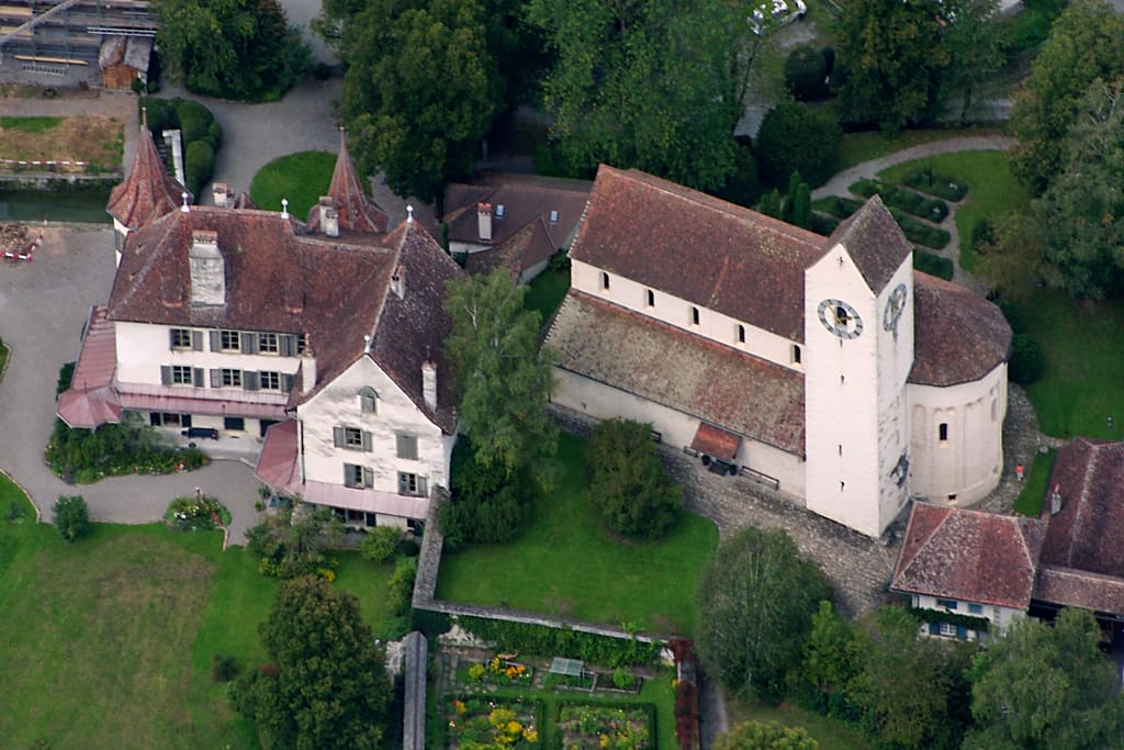 Amsoldingen Castle