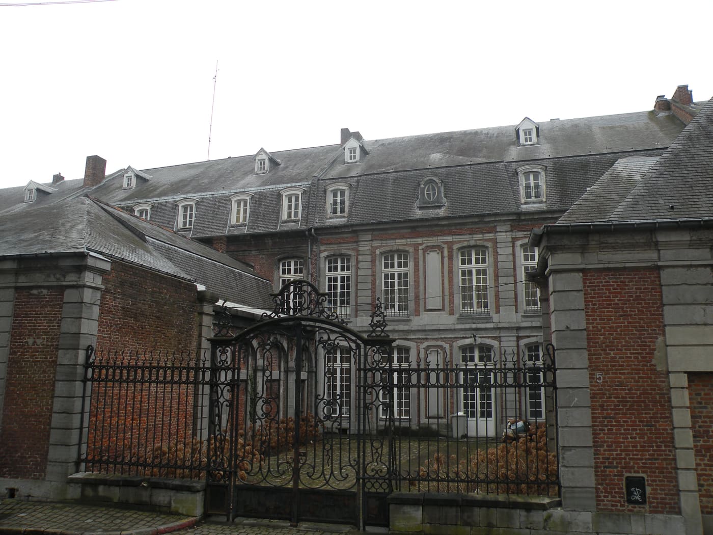 Chapître des Chanoinesses de Maubeuge