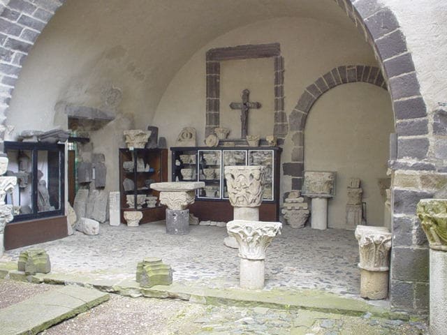Musée lapidaire de Mozac