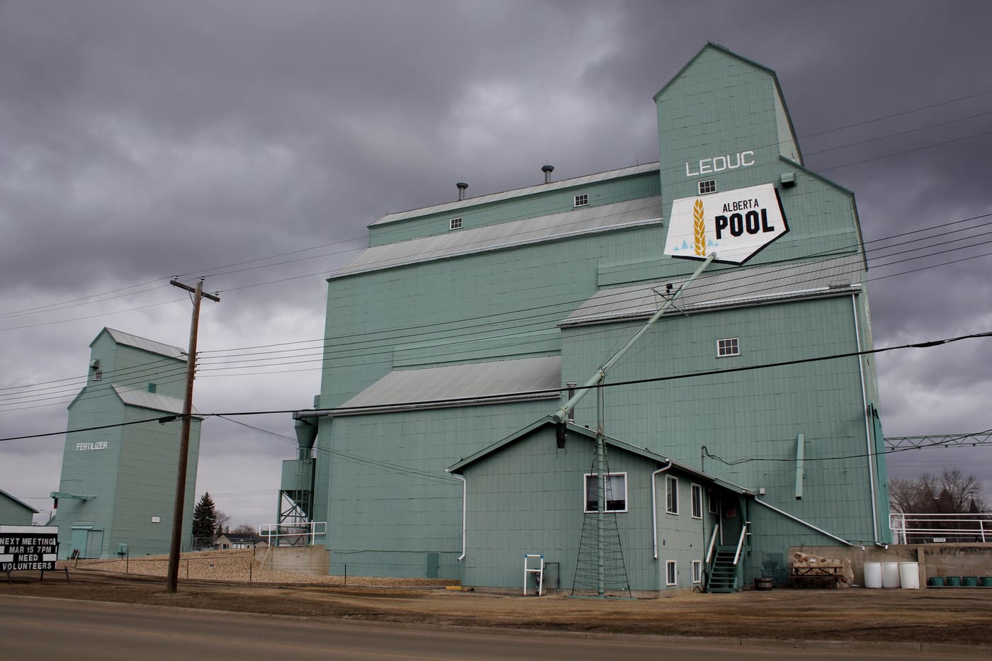 Leduc Alberta Wheat Pool Grain Elevator site complex