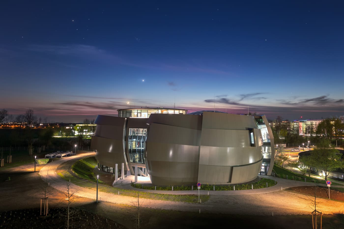 ESO Supernova Planetarium & Visitor Centre