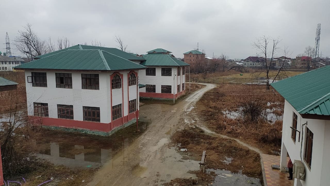 Government Degree College, Bemina