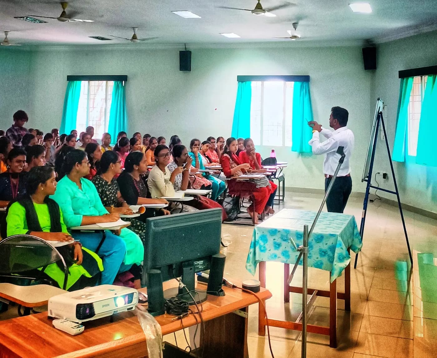 Auxilium College