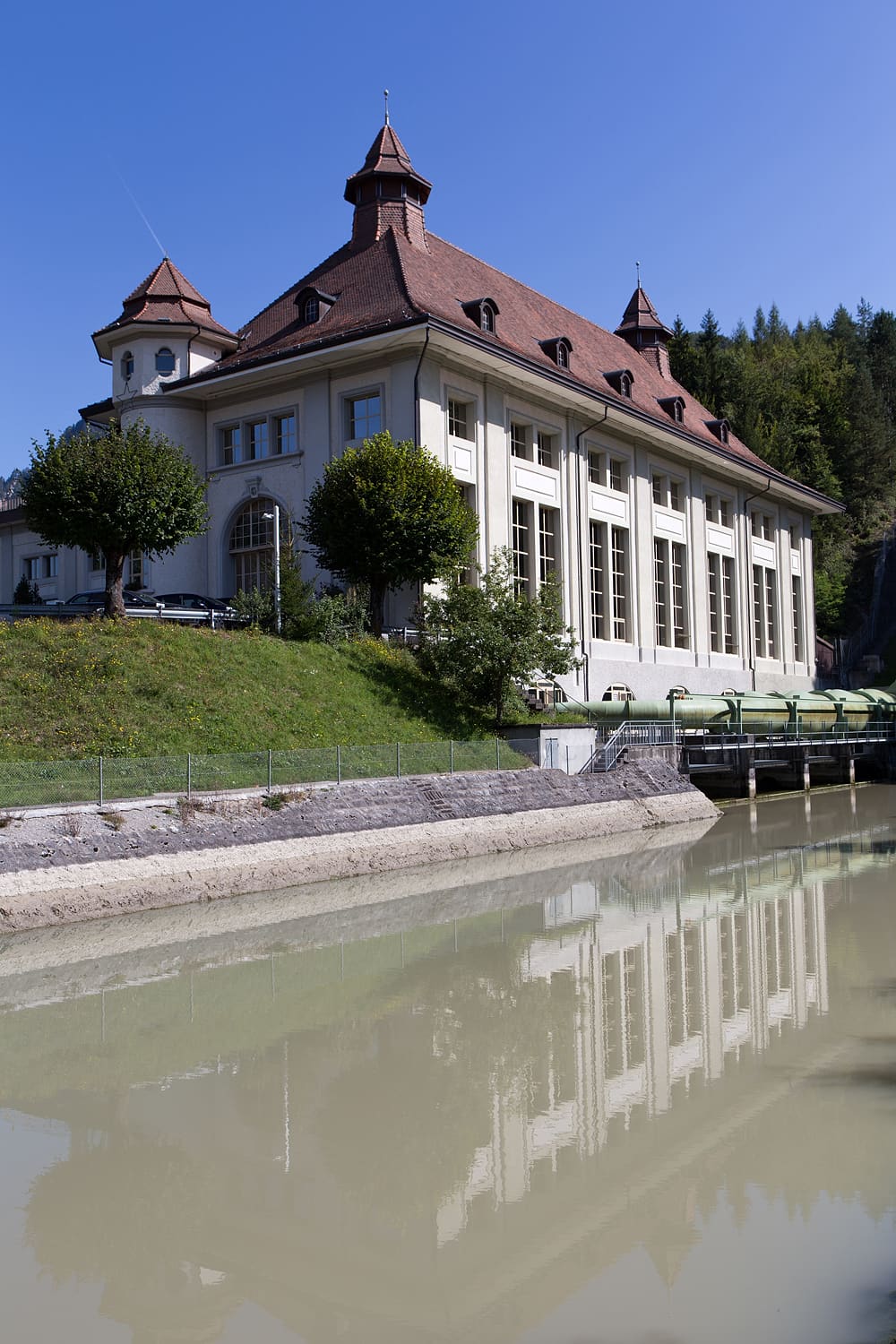 Electrobroc Energy Information Center