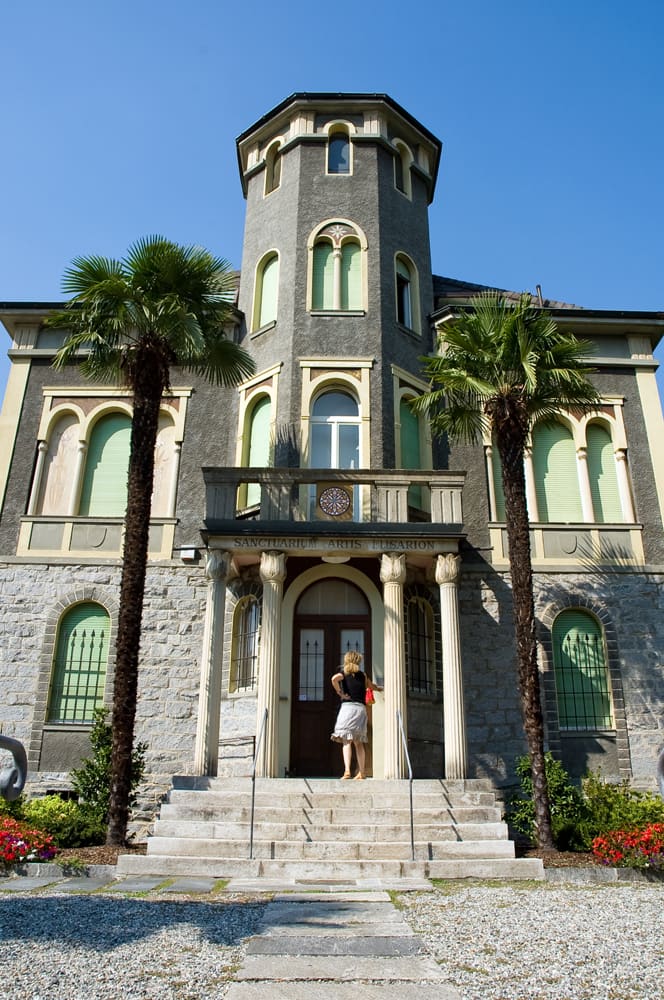 Elisarion museum