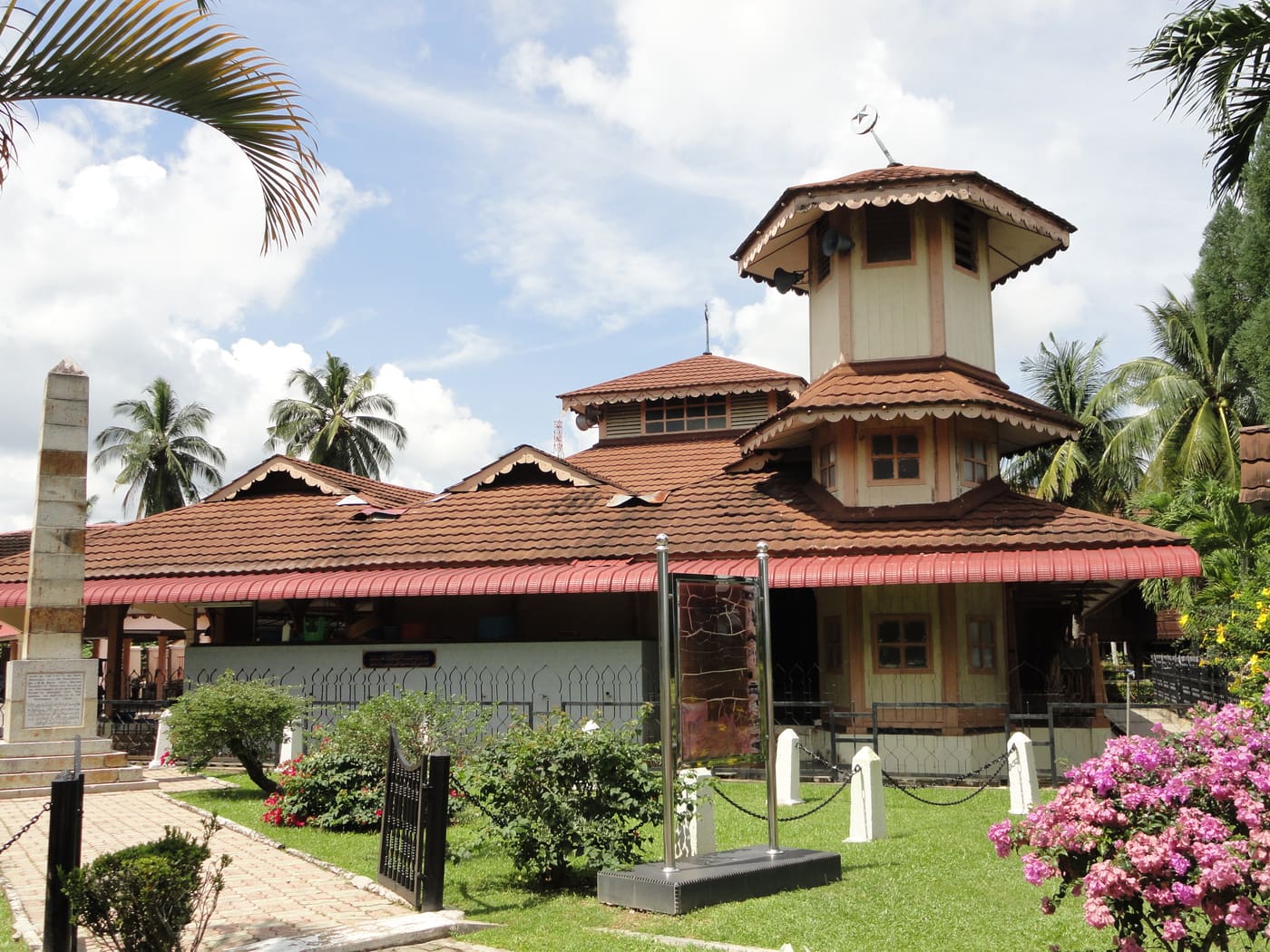 Pasir Salak Historical Complex