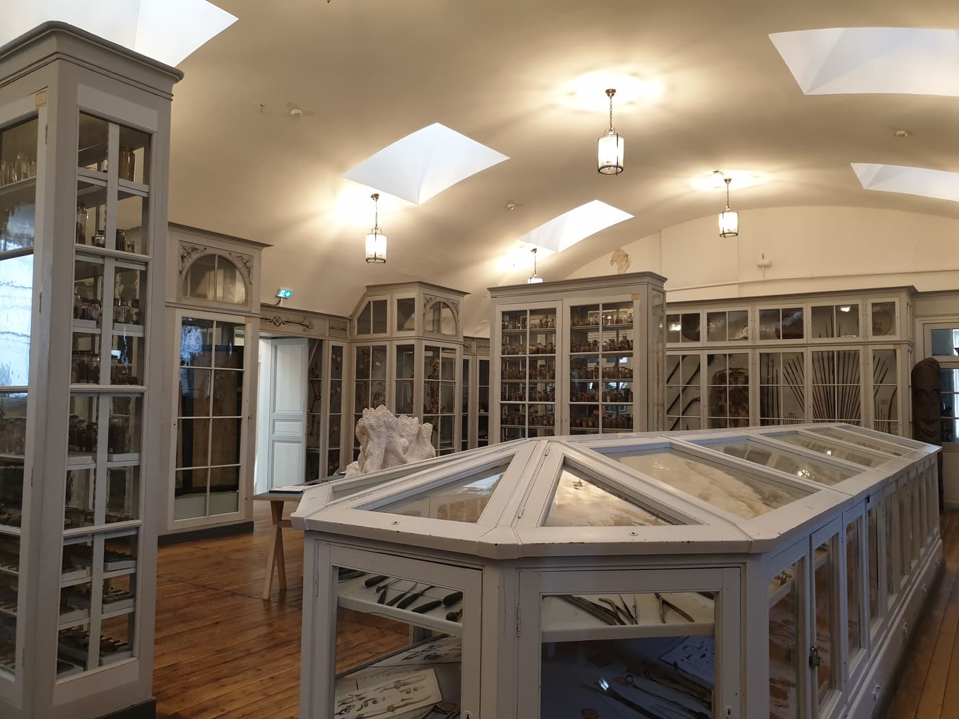 Former School for naval medecine