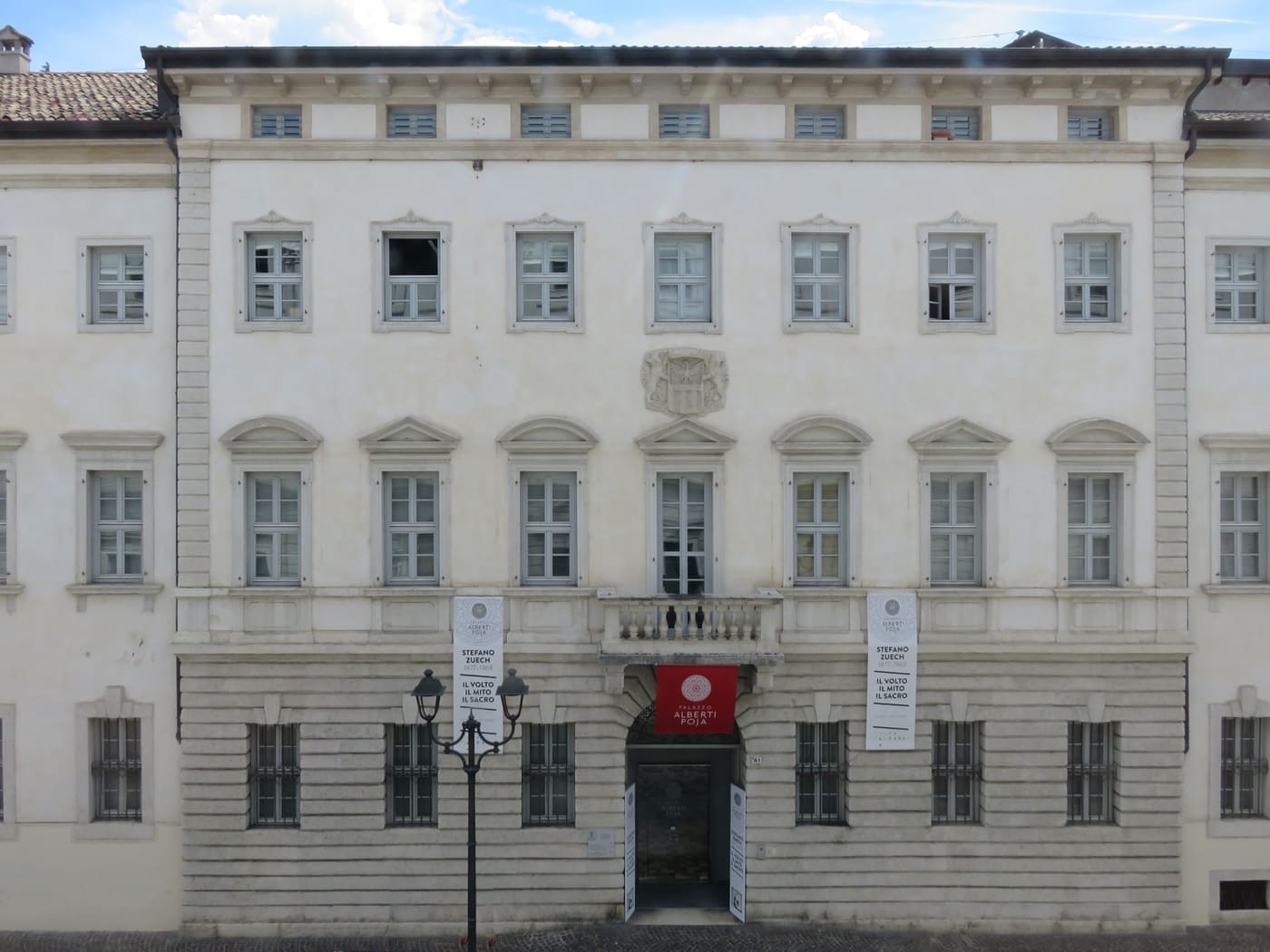 Palazzo Alberti Poja