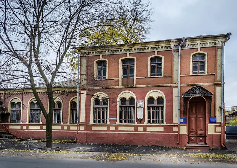 11 Kniazia Yaroslava Mudroho Street, Dnipro