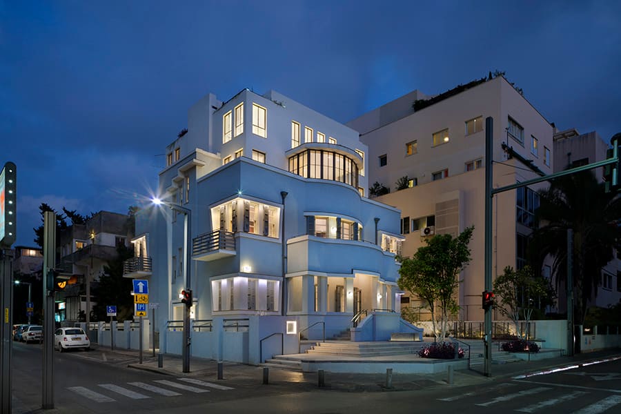 The Edmond de Rothschild Center