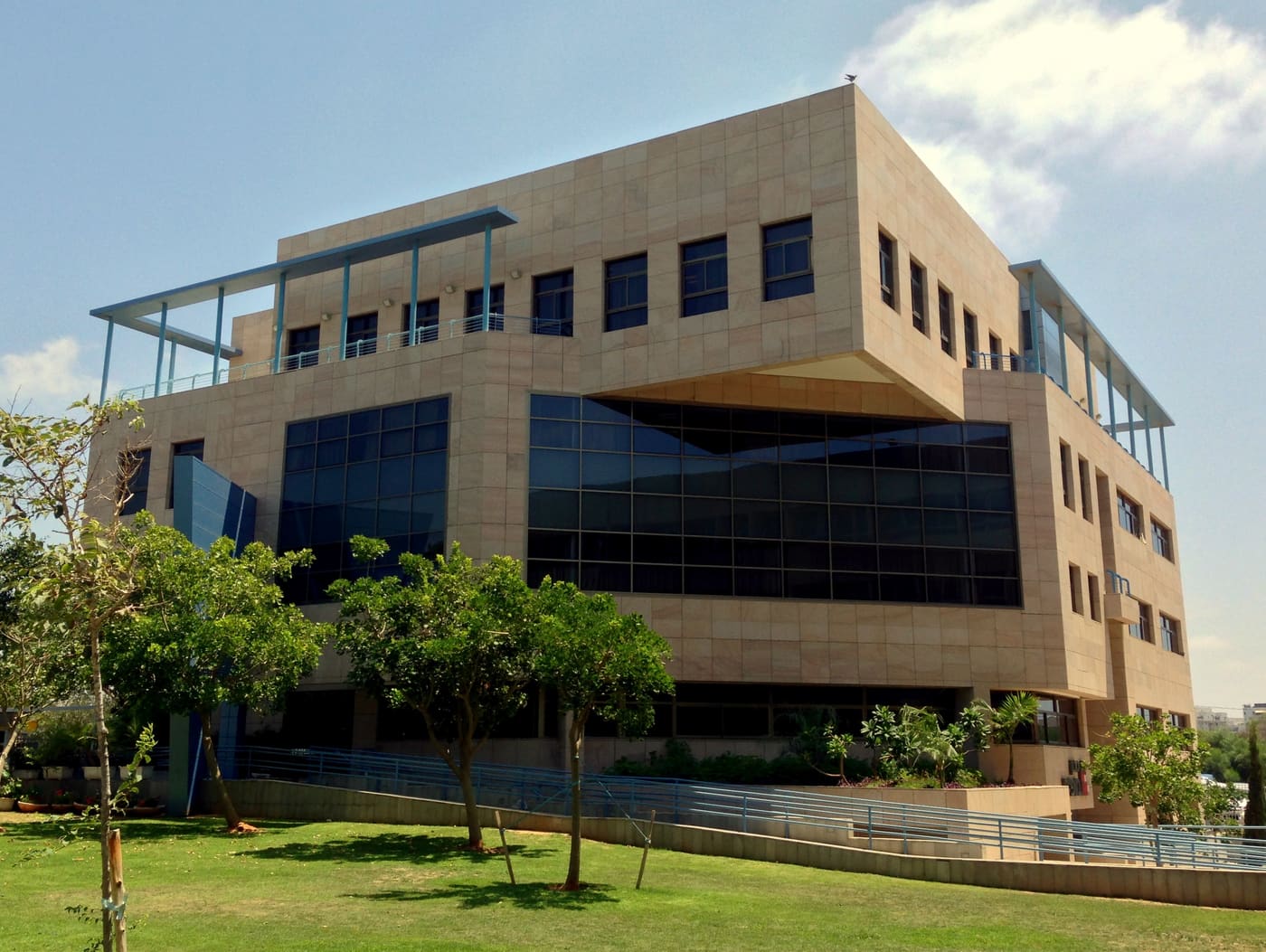 Mofet Institute