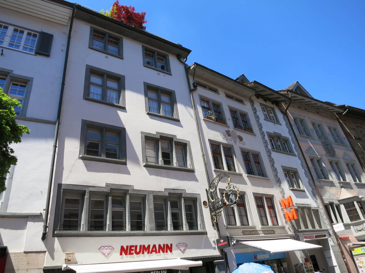Houses zum Blauen Trauben / zum Kleinen Trauben / zum Weissen Trauben / zum Bären