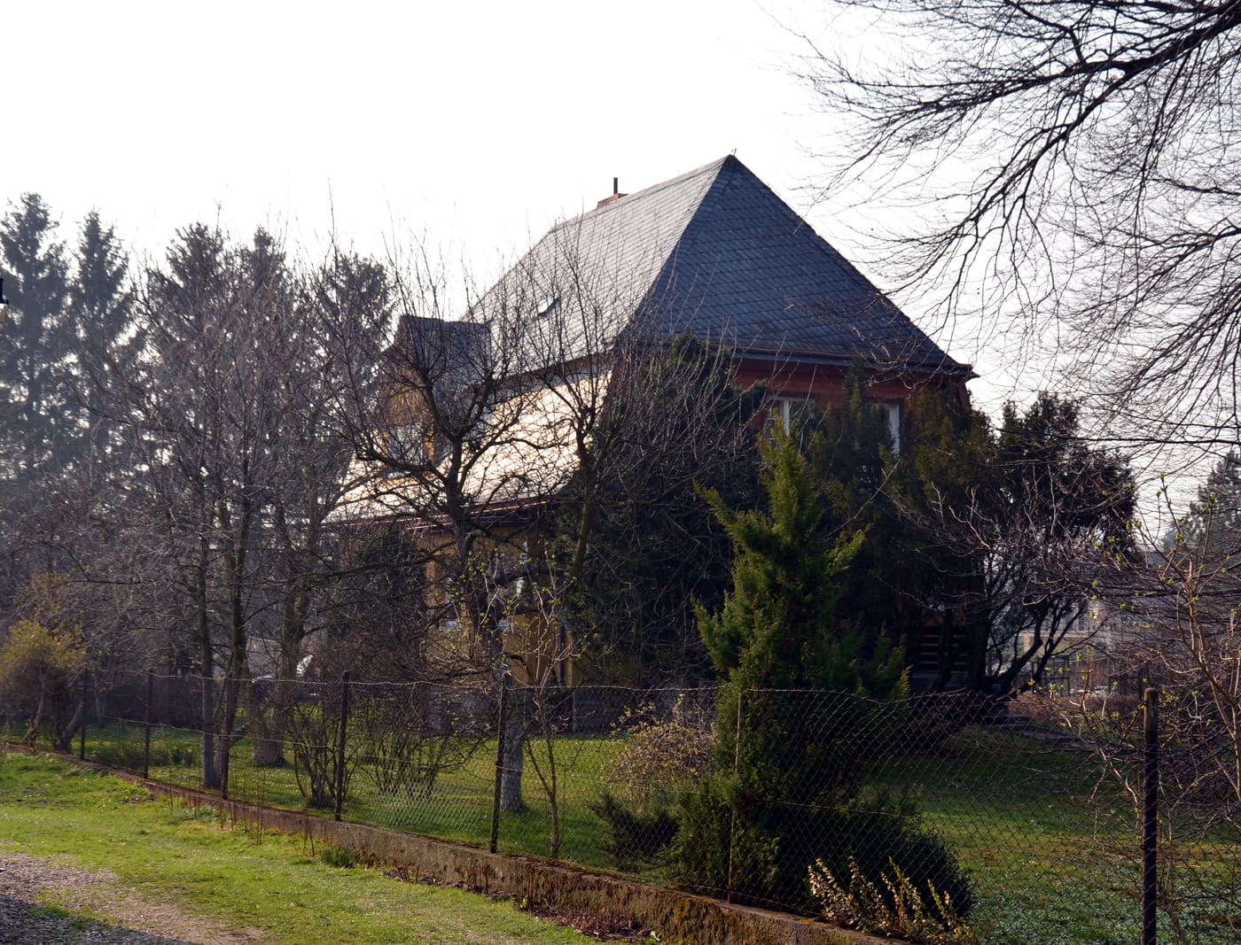 4 Wojska Polskiego Street in Janowice Wielkie