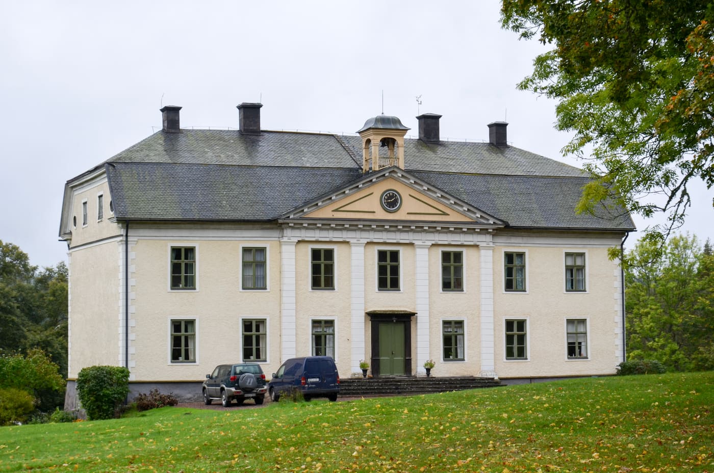 Degla manor