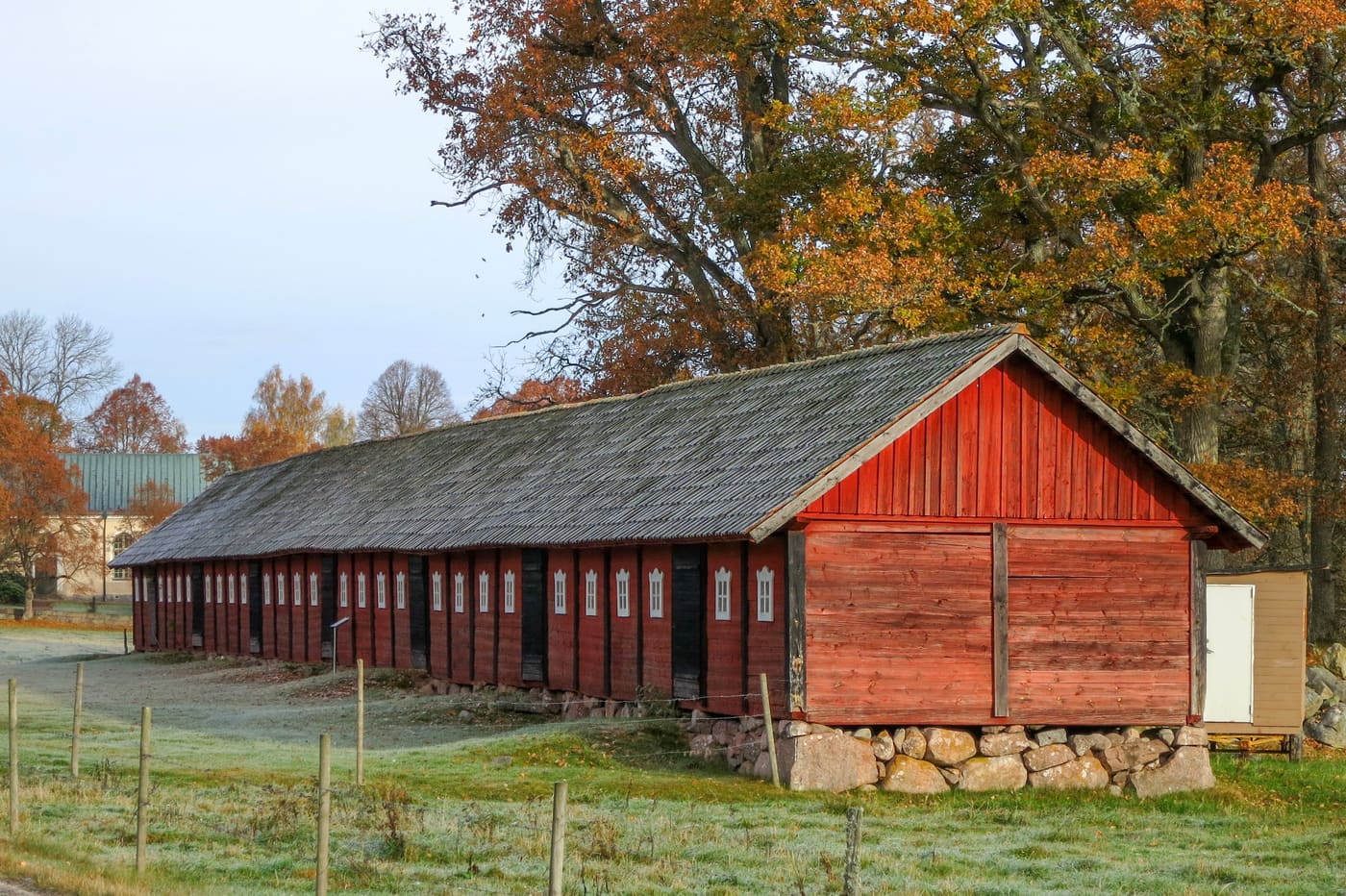 Södra kyrkstallarna