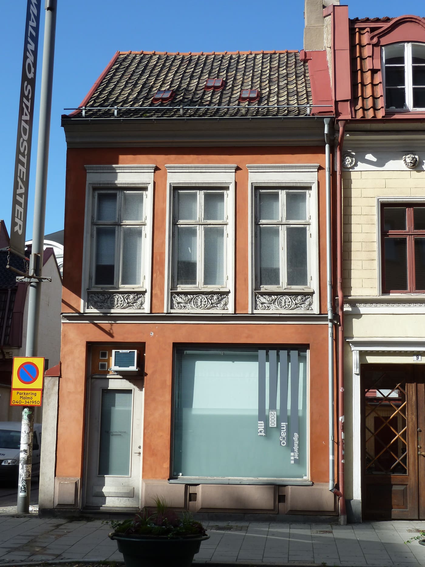 Djäknegatan 11