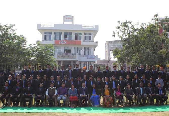 IPS Business School