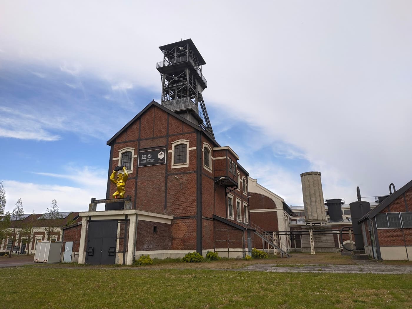 Fosse n° 9 - 9 bis des mines de Dourges
