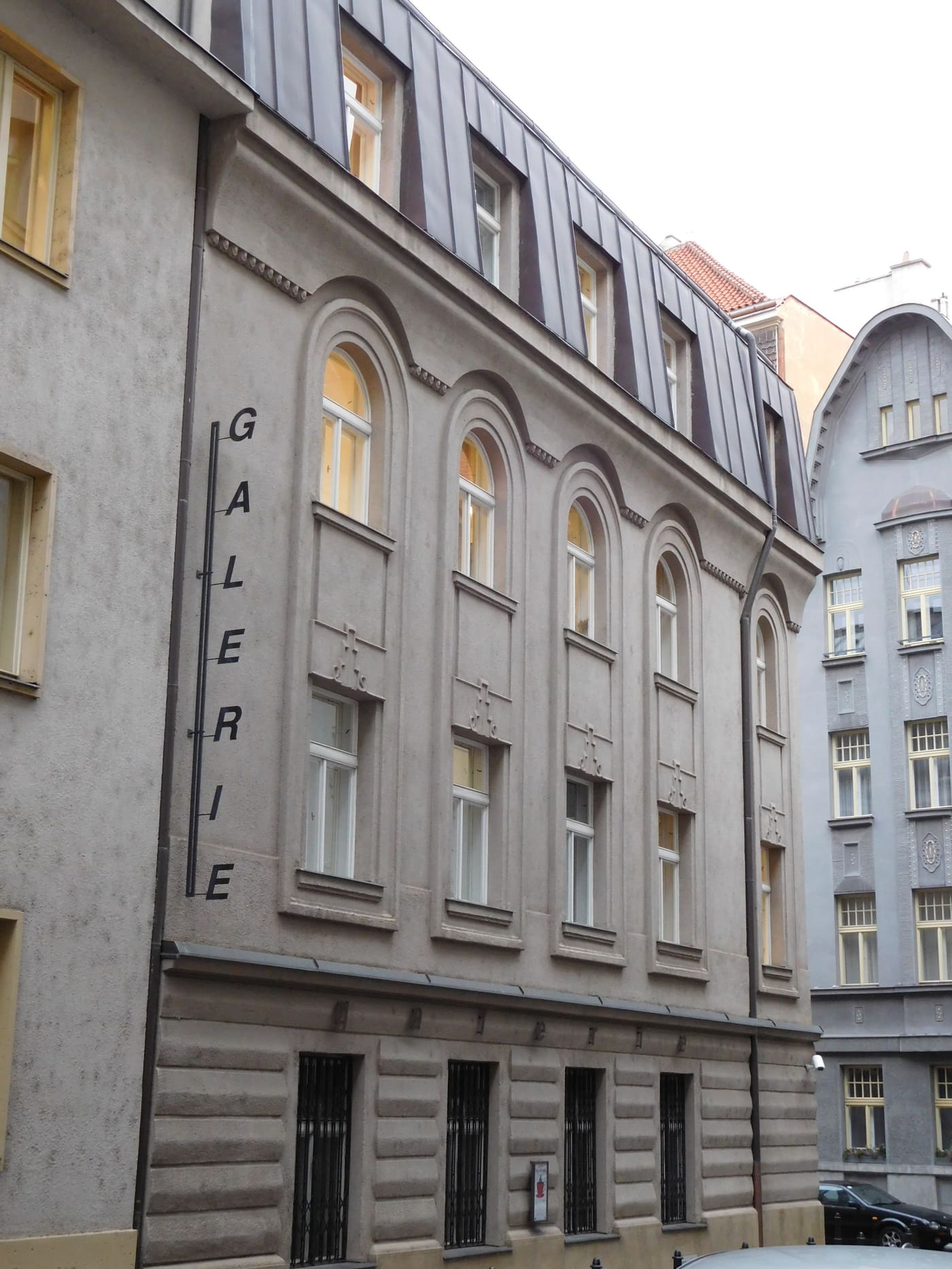 Robert Guttmann Gallery